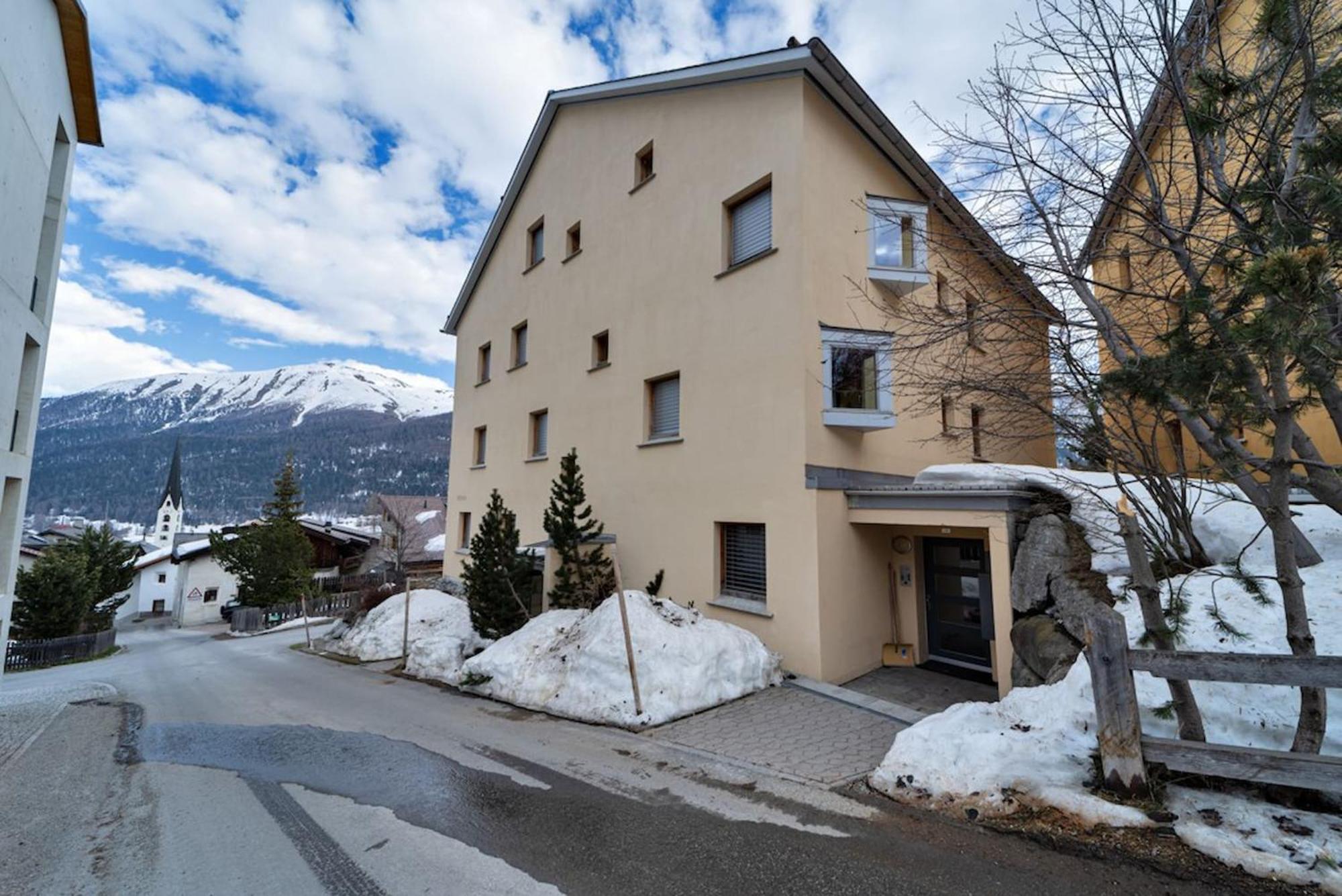 Chesa Ladina - Zuoz Apartment Exterior foto